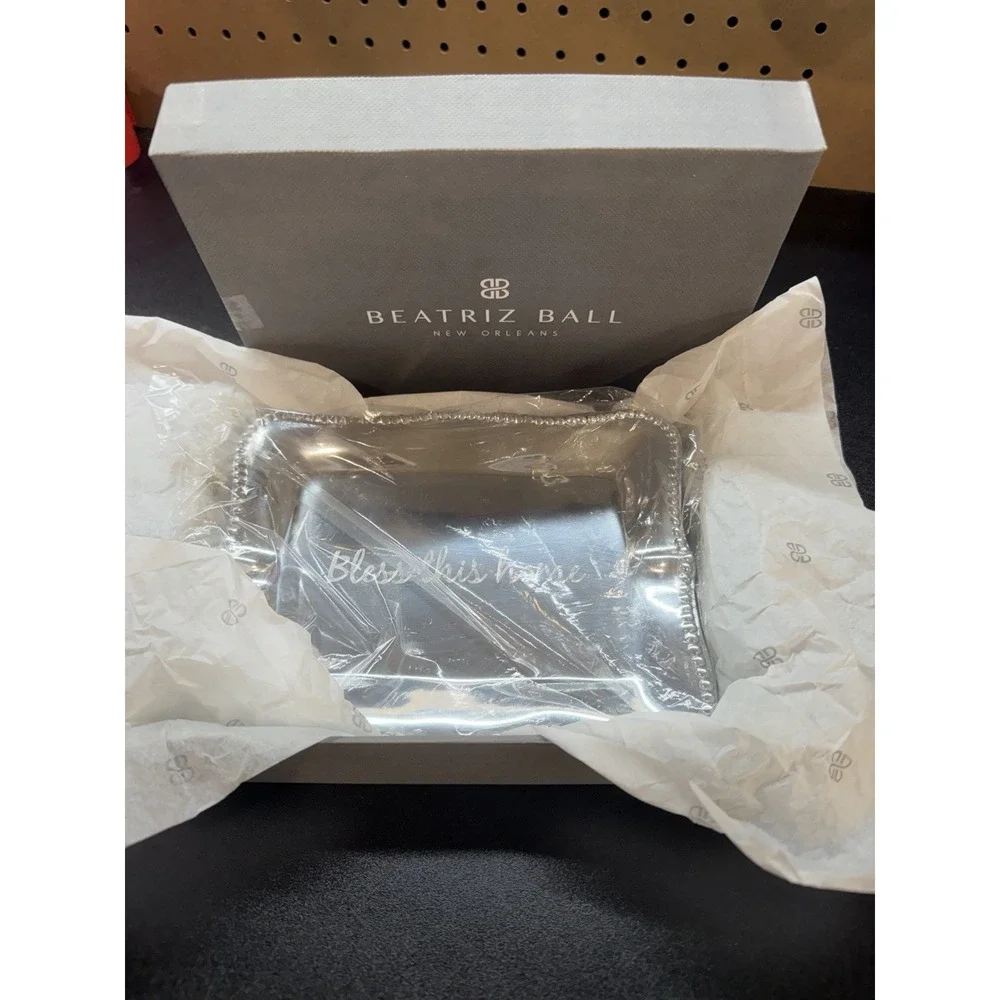 Beatriz Ball Engraved 